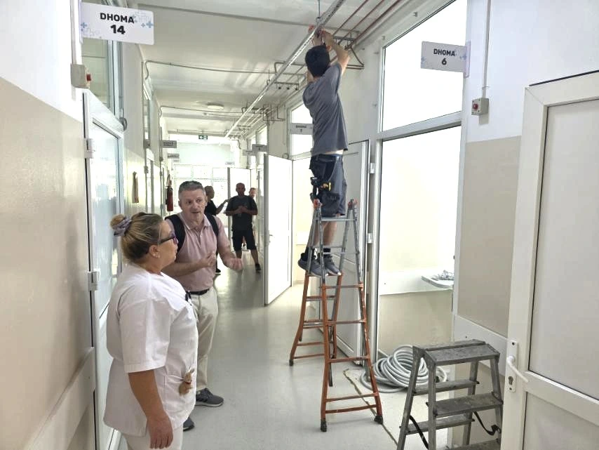 it2e digjitalizimi i infermierisë dhe sistemeve në pejë